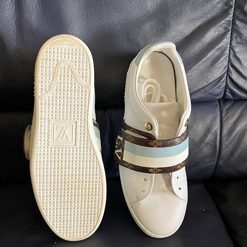 Louis Vuitton White and Brown Sneakers - Picture 7 of 8
